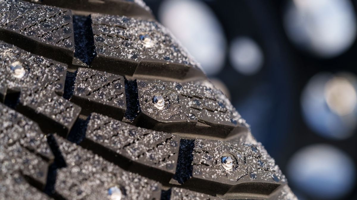 Nokian představuje zimní pneumatiky s automaticky výsuvnými hřeby